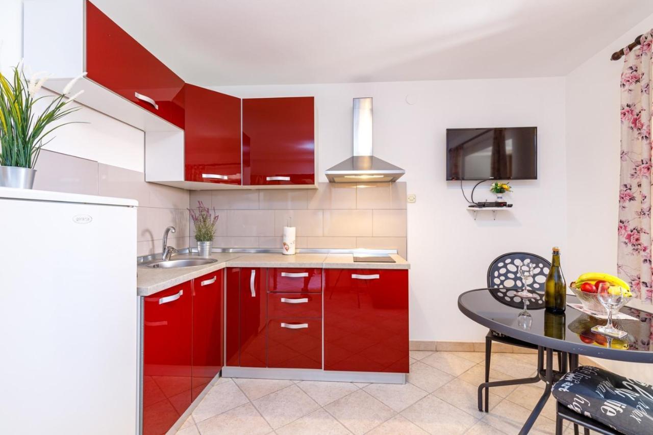 Apartments Mirjana ميدولين المظهر الخارجي الصورة