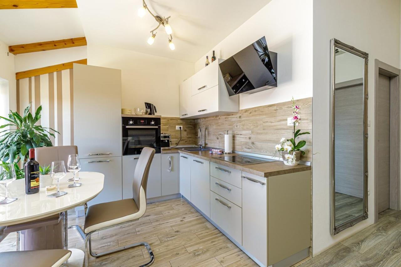 Apartments Mirjana ميدولين المظهر الخارجي الصورة