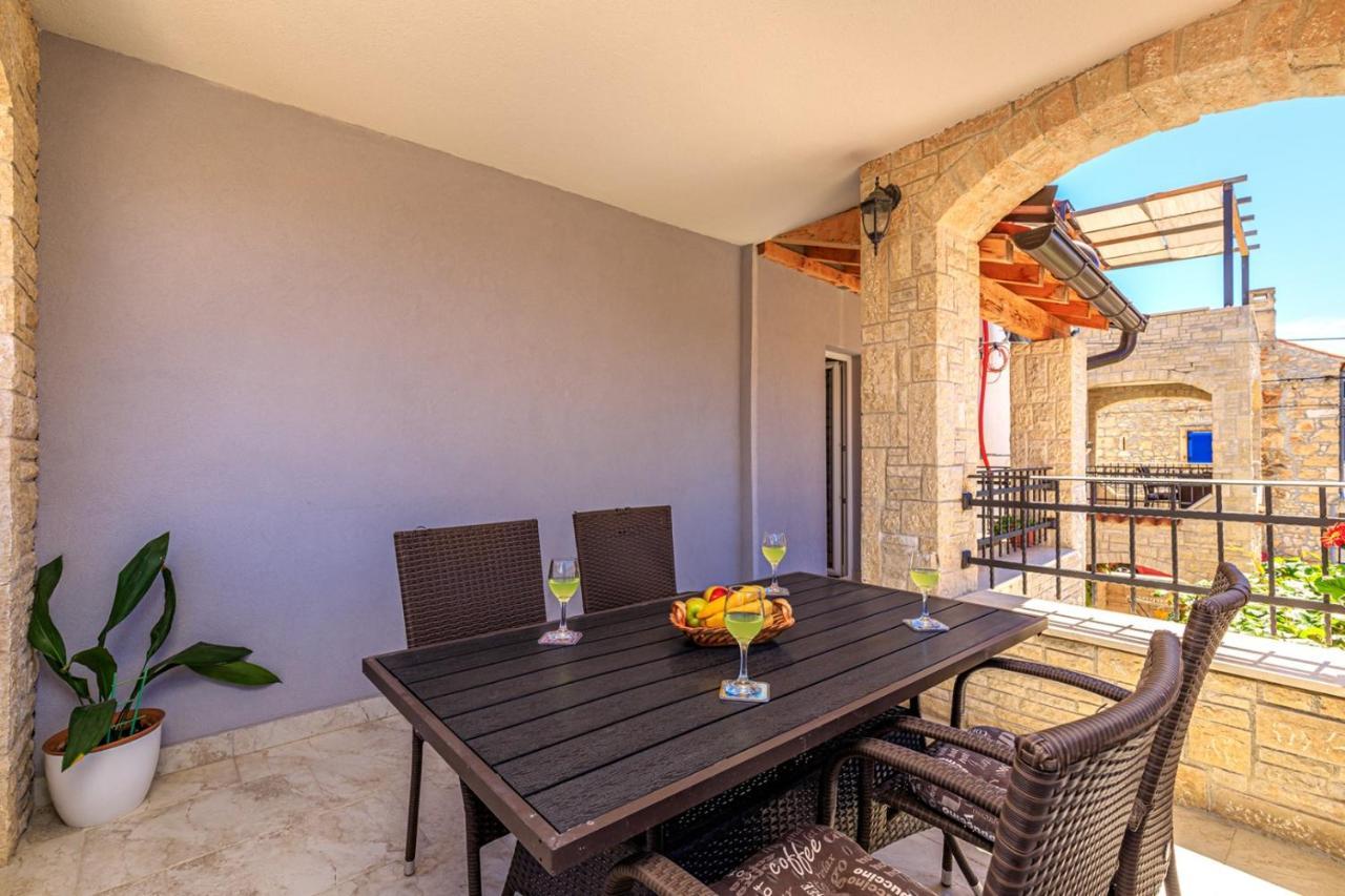 Apartments Mirjana ميدولين المظهر الخارجي الصورة