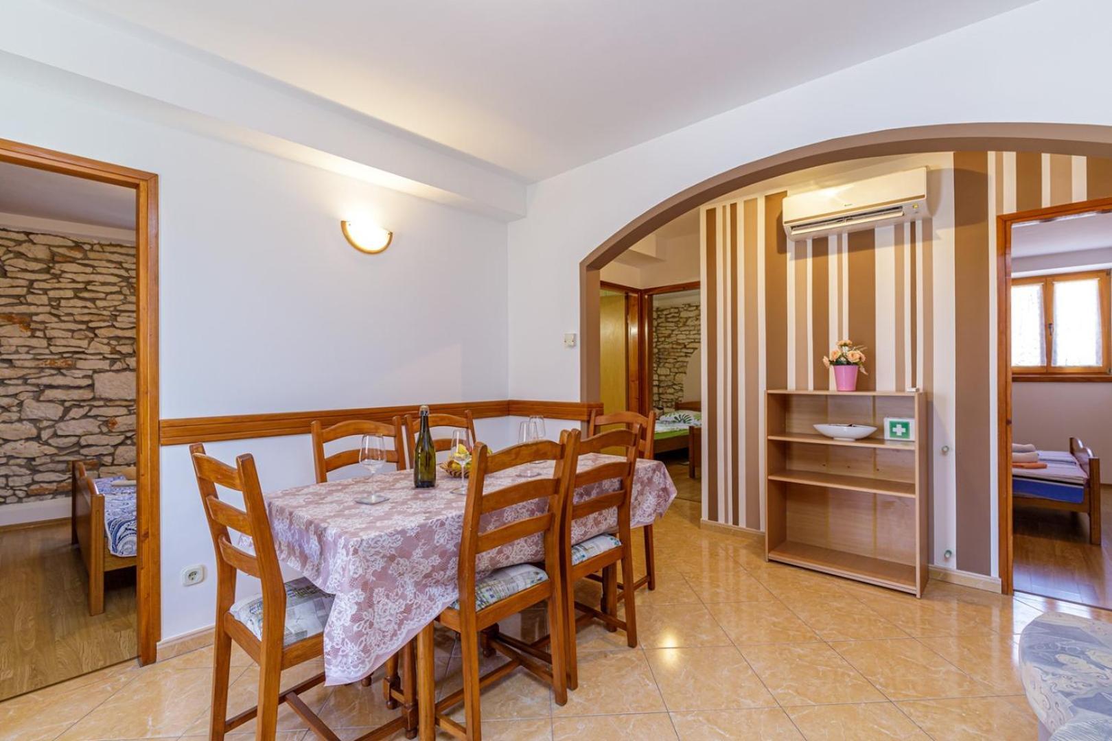 Apartments Mirjana ميدولين المظهر الخارجي الصورة